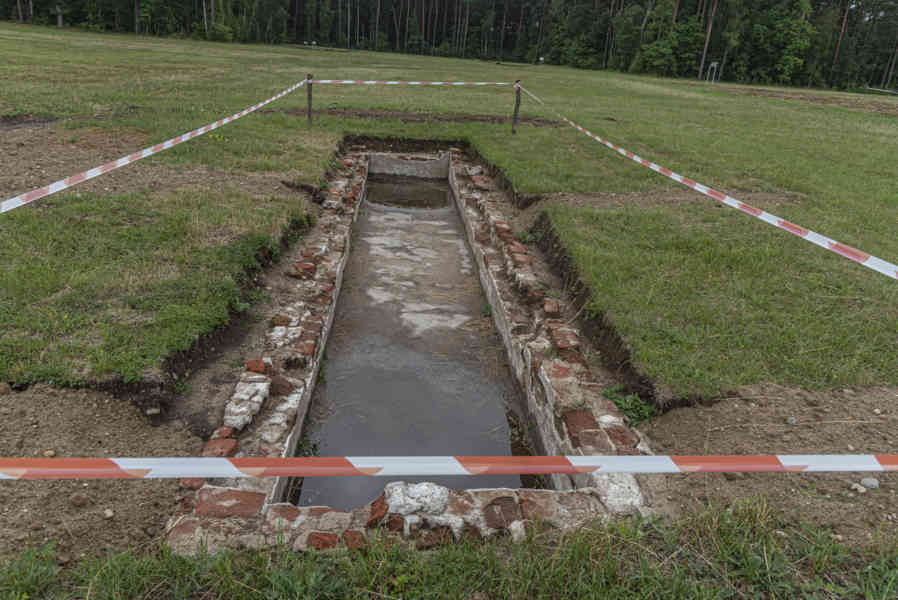 Polonia - Treblinka 44 - Treblinka ll - Campo de Exterminio.jpg